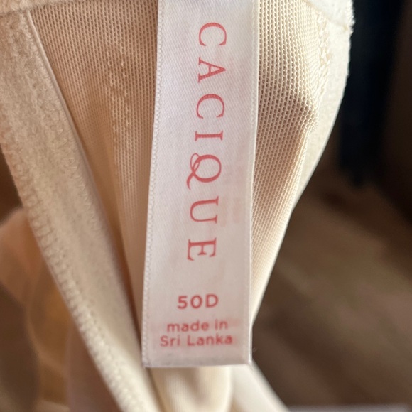 Cacique Cream Full-Coverage Bra - Picture 4 of 6